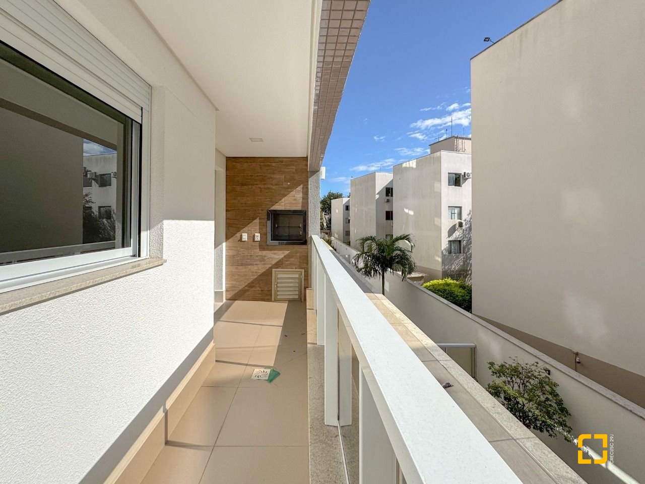 Apartamento com 75m², 3 quartos (sendo 1 suíte), 1 garagem, no bairro Itacorubi em Florianópolis