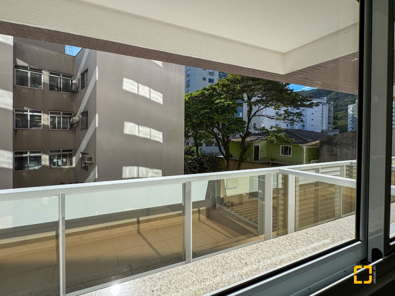 Apartamento com 75m², 3 quartos (sendo 1 suíte), 1 garagem, no bairro Itacorubi em Florianópolis