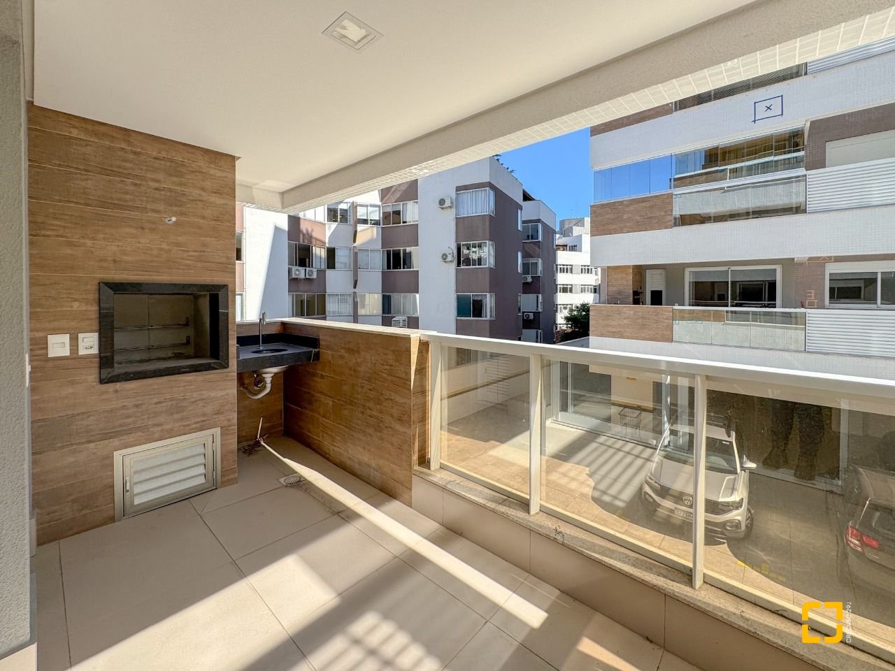 Apartamento com 76m², 4 quartos (sendo 2 suítes), 1 garagem, no bairro Itacorubi em Florianópolis