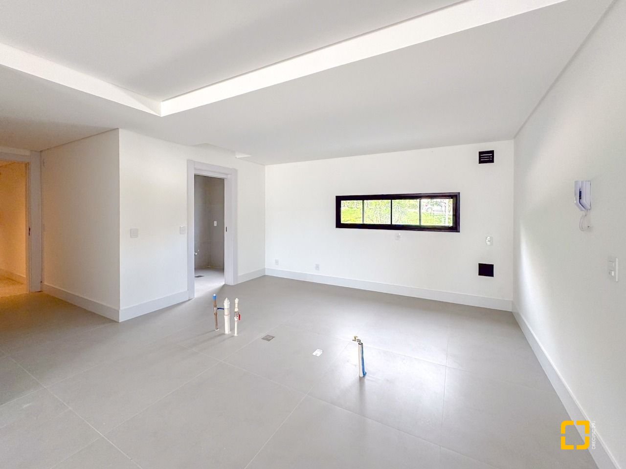 Apartamento com 166m², 6 quartos (sendo 3 suítes), 3 garagens, no bairro João Paulo em Florianópolis