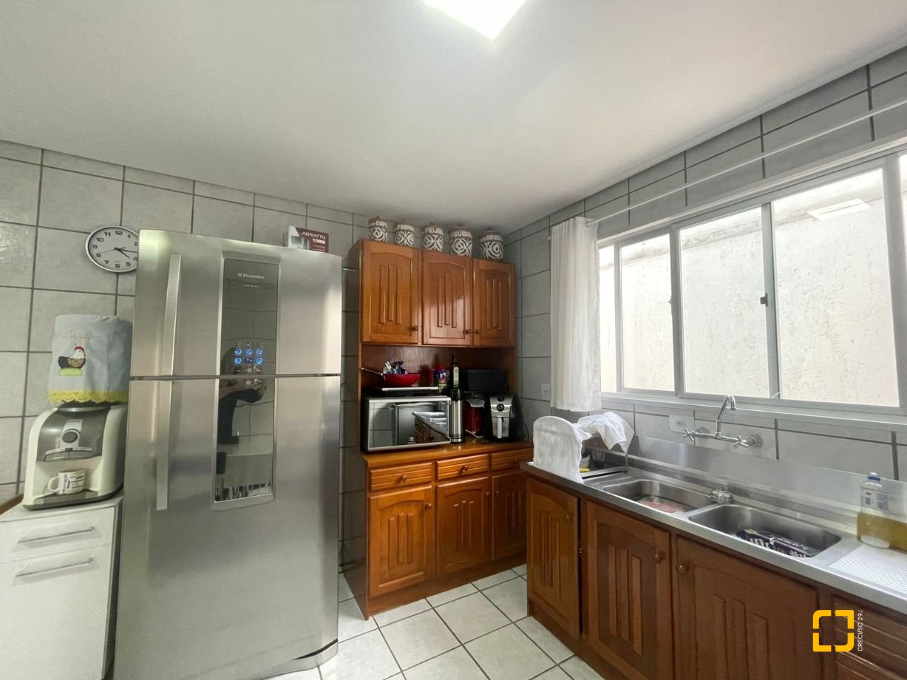 Casa com 210m², 5 quartos (sendo 2 suítes), 3 garagens, no bairro Ingleses em Florianópolis