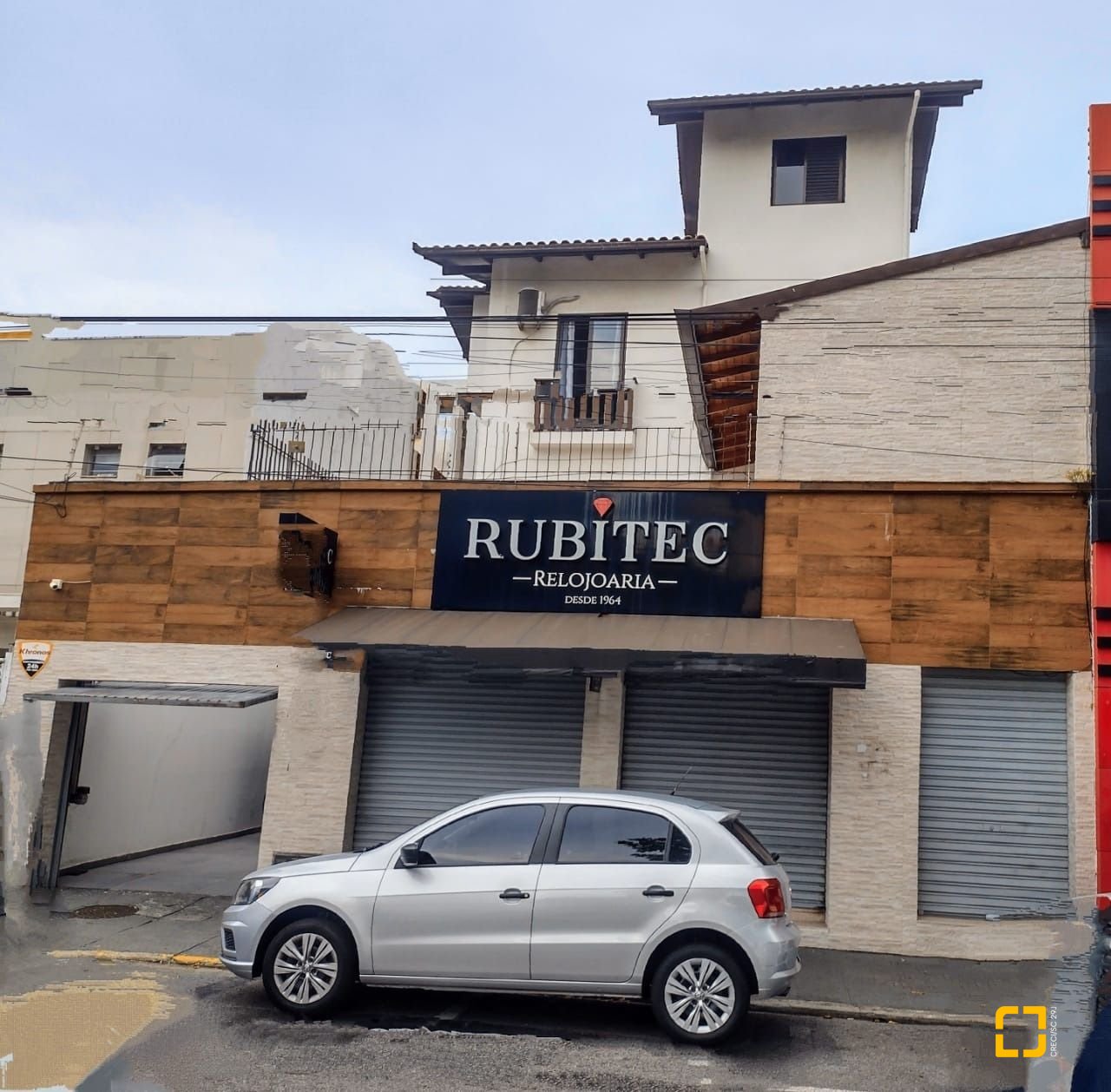 Casa com 326m², 7 garagens, no bairro Estreito em Florianópolis
