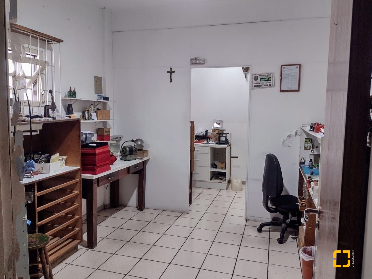 Casa com 326m², 7 garagens, no bairro Estreito em Florianópolis