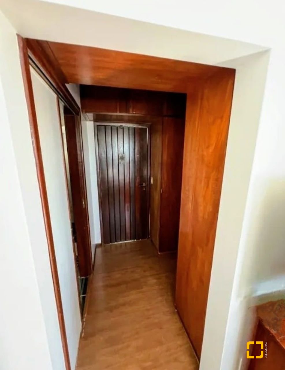 Casa com 326m², 7 garagens, no bairro Estreito em Florianópolis