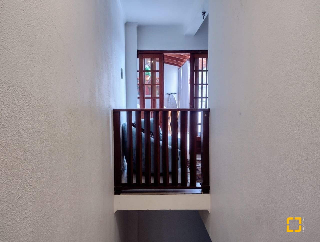 Casa com 326m², 7 garagens, no bairro Estreito em Florianópolis