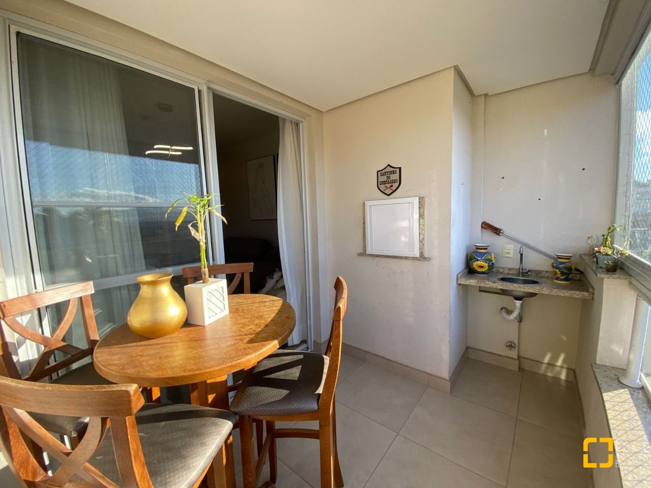 Apartamento com 90m², 3 quartos (sendo 1 suíte), 1 garagem, no bairro Picadas do Sul em São José