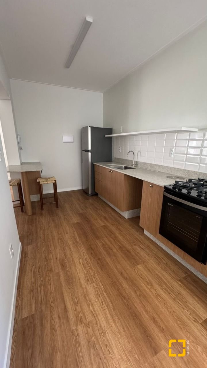 Apartamento com 71m², 2 quartos, 1 garagem, no bairro Córrego Grande em Florianópolis