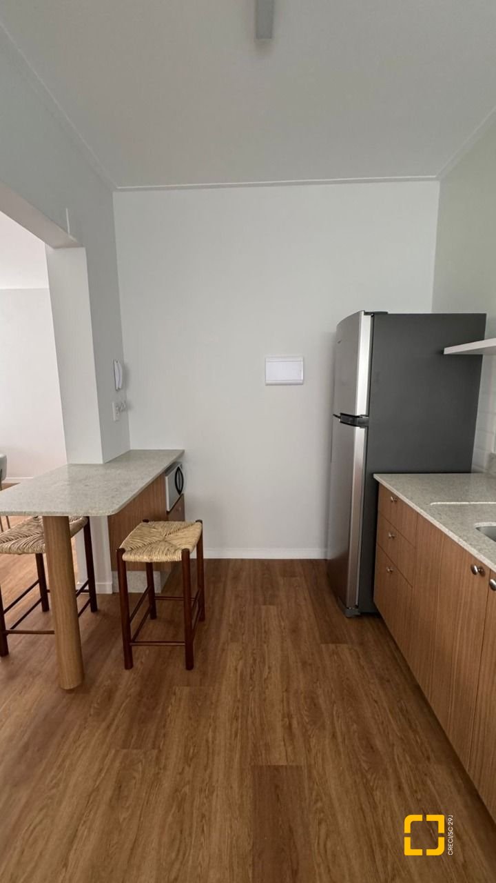 Apartamento com 71m², 2 quartos, 1 garagem, no bairro Córrego Grande em Florianópolis