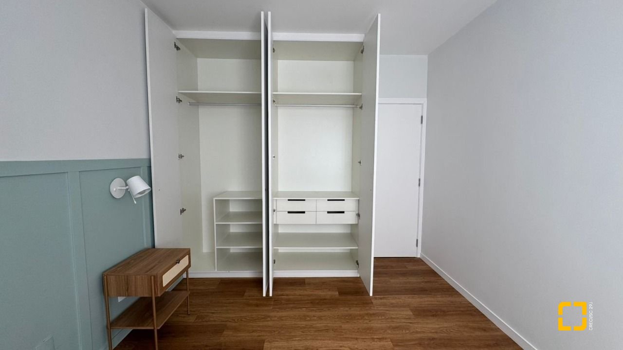 Apartamento com 71m², 2 quartos, 1 garagem, no bairro Córrego Grande em Florianópolis