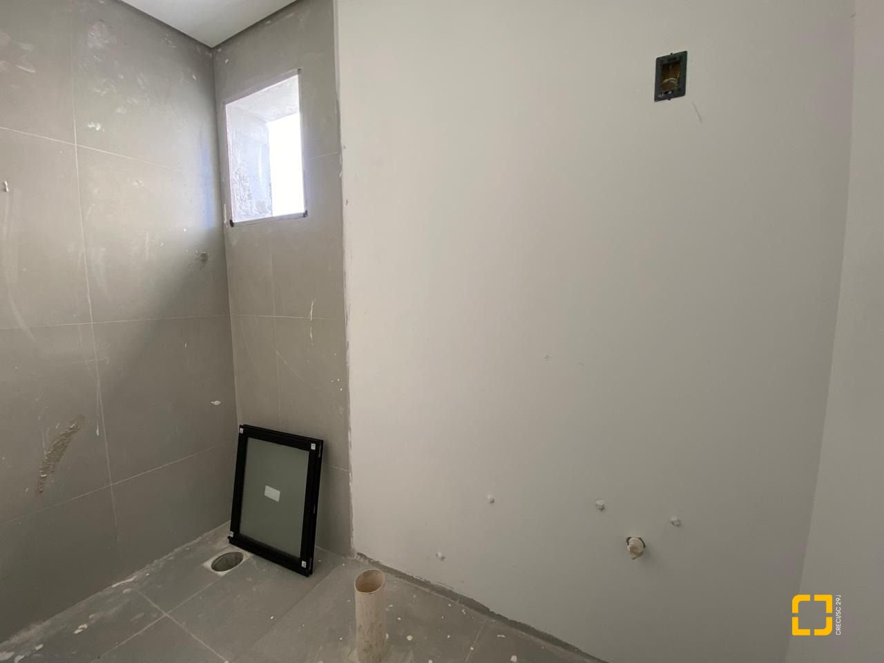 Apartamento com 59m², 1 quarto, 1 garagem, no bairro Campeche em Florianópolis
