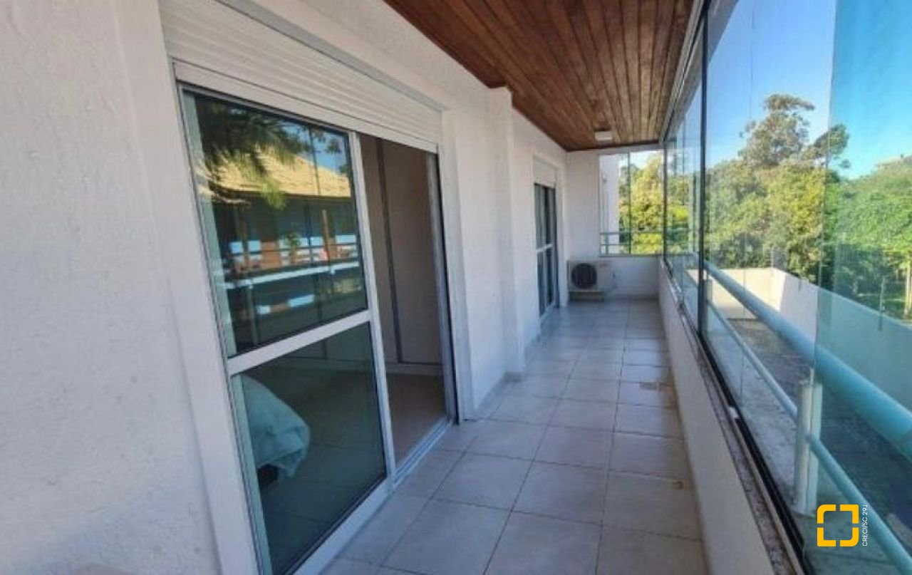 Apartamento com 138m², 4 quartos (sendo 2 suítes), 1 garagem, no bairro Campeche em Florianópolis