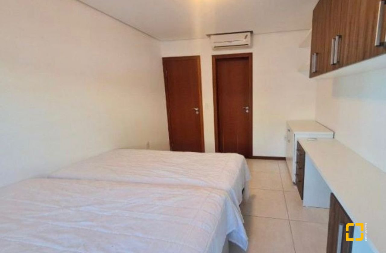 Apartamento com 138m², 4 quartos (sendo 2 suítes), 1 garagem, no bairro Campeche em Florianópolis