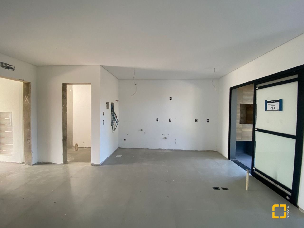 Apartamento com 41m², 1 quarto, 1 garagem, no bairro Campeche em Florianópolis