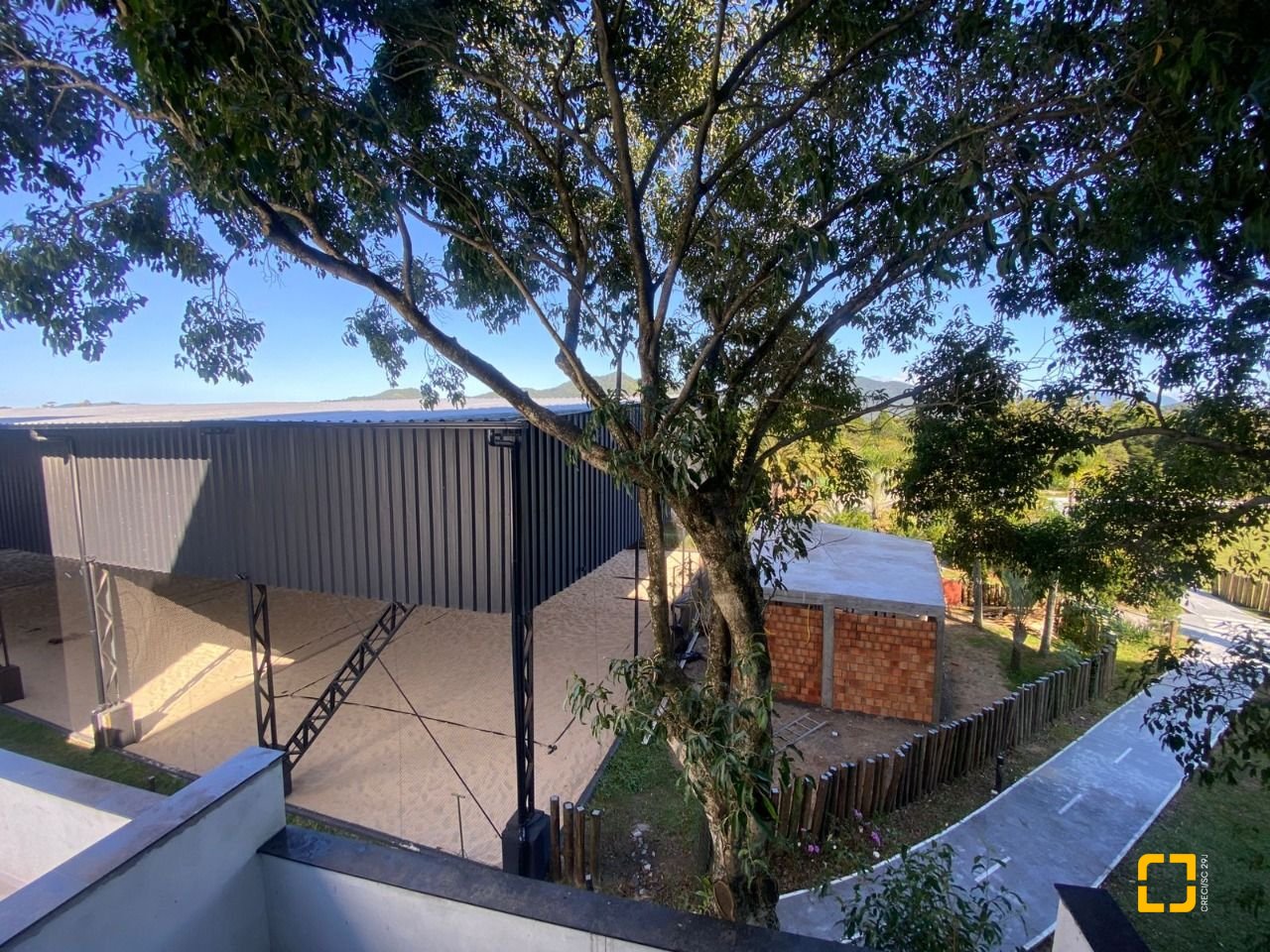 Apartamento com 41m², 1 quarto, 1 garagem, no bairro Campeche em Florianópolis