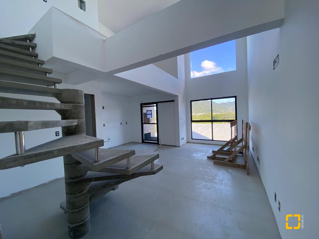 Apartamento com 60m², 2 quartos (sendo 1 suíte), 1 garagem, no bairro Campeche em Florianópolis