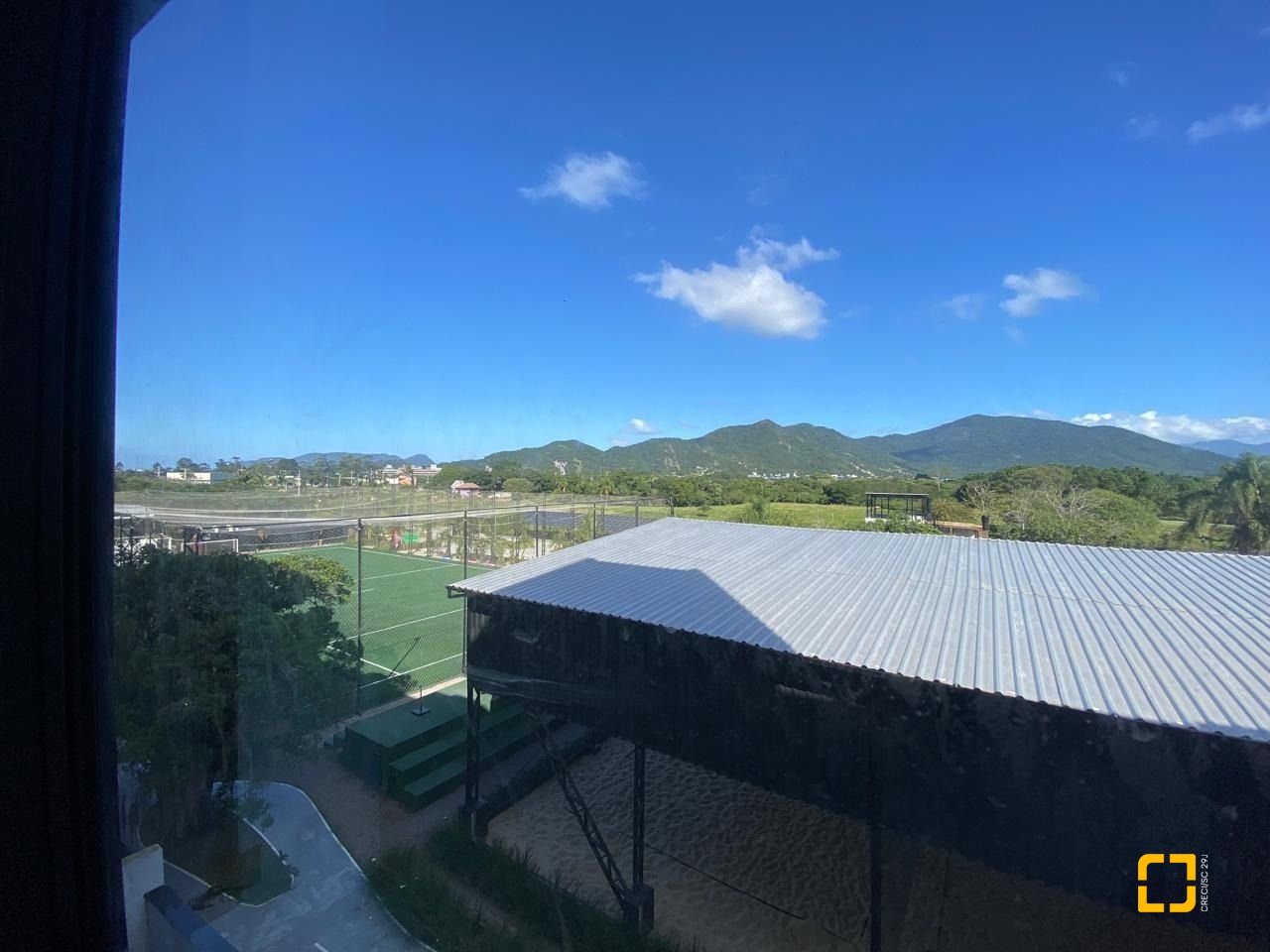 Apartamento com 60m², 2 quartos (sendo 1 suíte), 1 garagem, no bairro Campeche em Florianópolis
