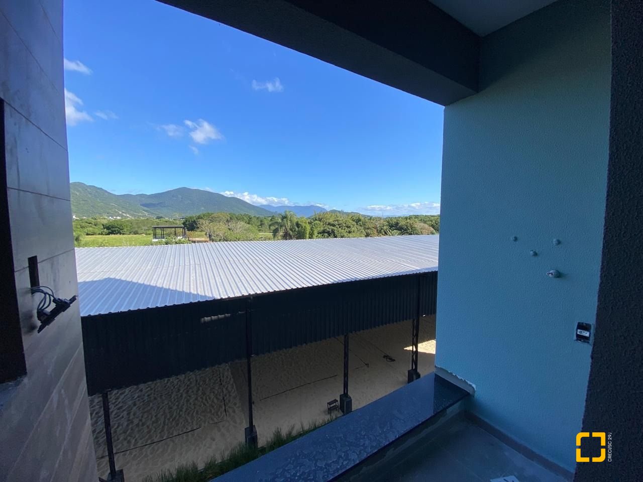 Apartamento com 60m², 2 quartos (sendo 1 suíte), 1 garagem, no bairro Campeche em Florianópolis