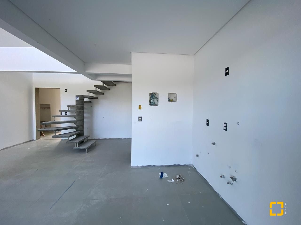 Apartamento com 60m², 2 quartos (sendo 1 suíte), 1 garagem, no bairro Campeche em Florianópolis