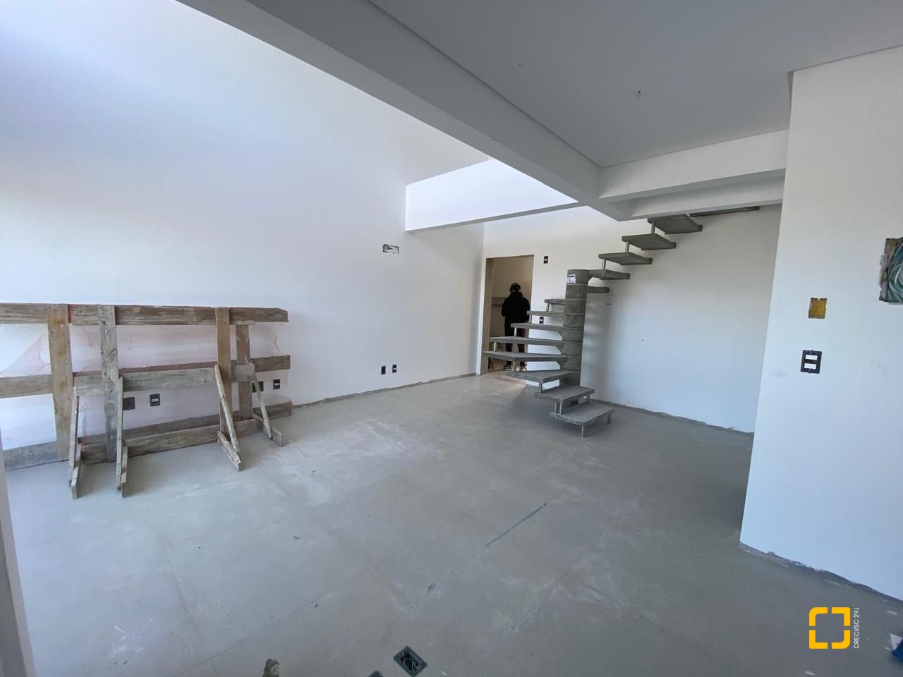 Apartamento com 60m², 2 quartos (sendo 1 suíte), 1 garagem, no bairro Campeche em Florianópolis