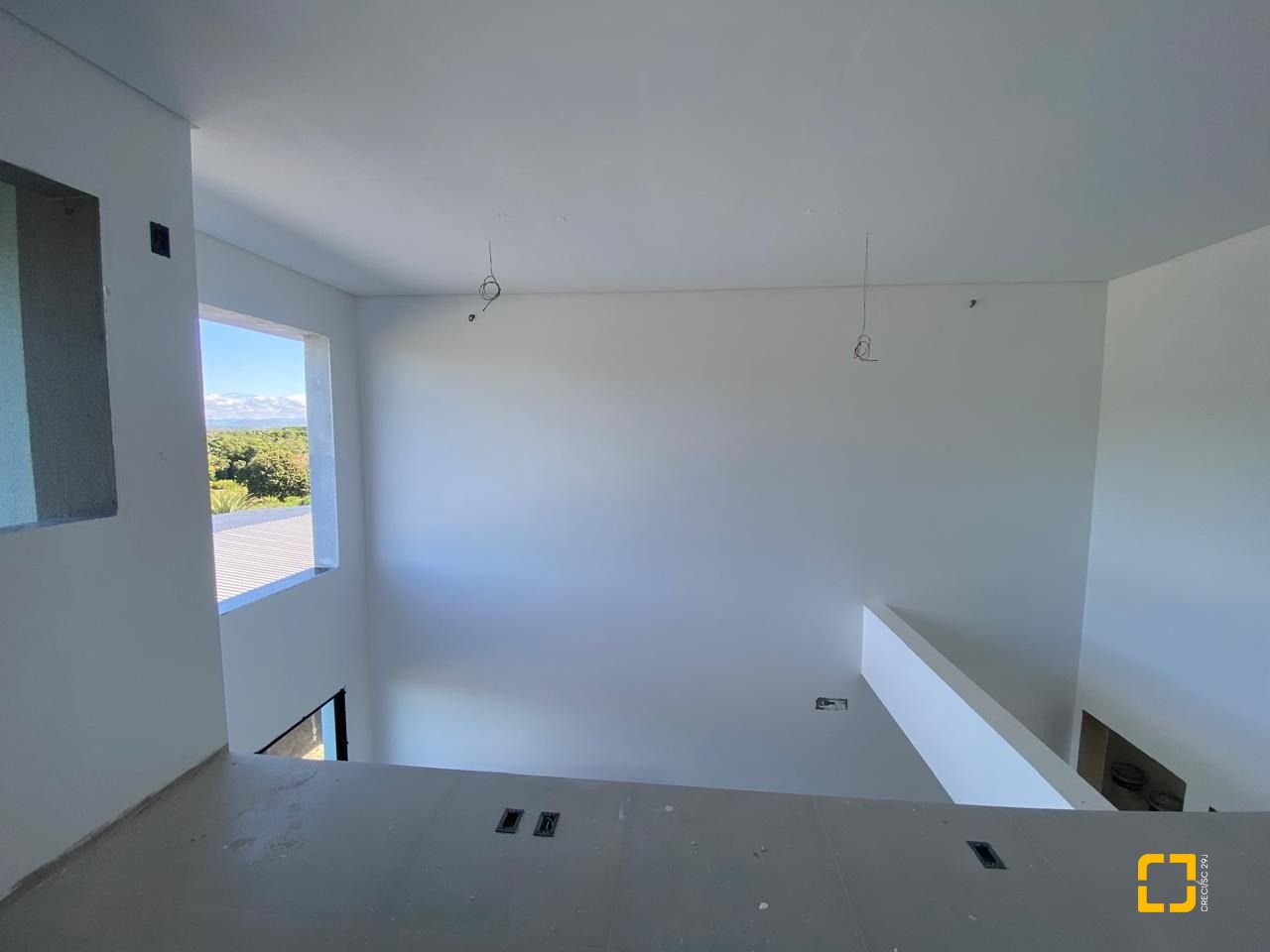 Apartamento com 60m², 2 quartos (sendo 1 suíte), 1 garagem, no bairro Campeche em Florianópolis