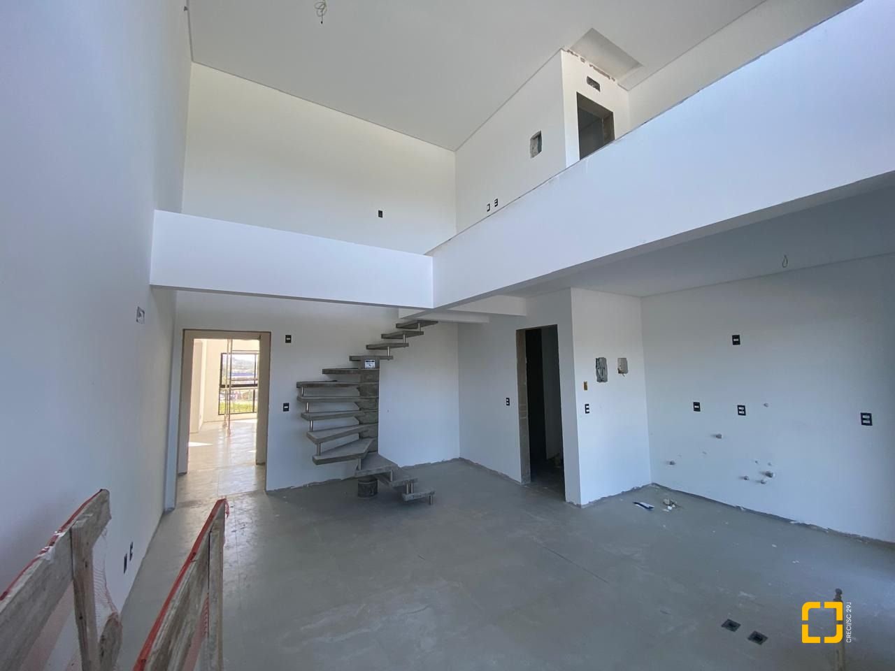 Apartamento com 60m², 2 quartos (sendo 1 suíte), 1 garagem, no bairro Campeche em Florianópolis