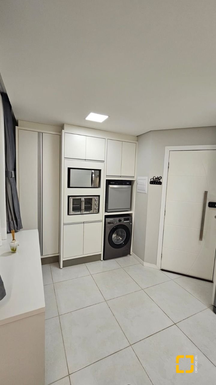 Apartamento com 70m², 2 quartos, 1 garagem, no bairro Praia da Daniela em Florianópolis