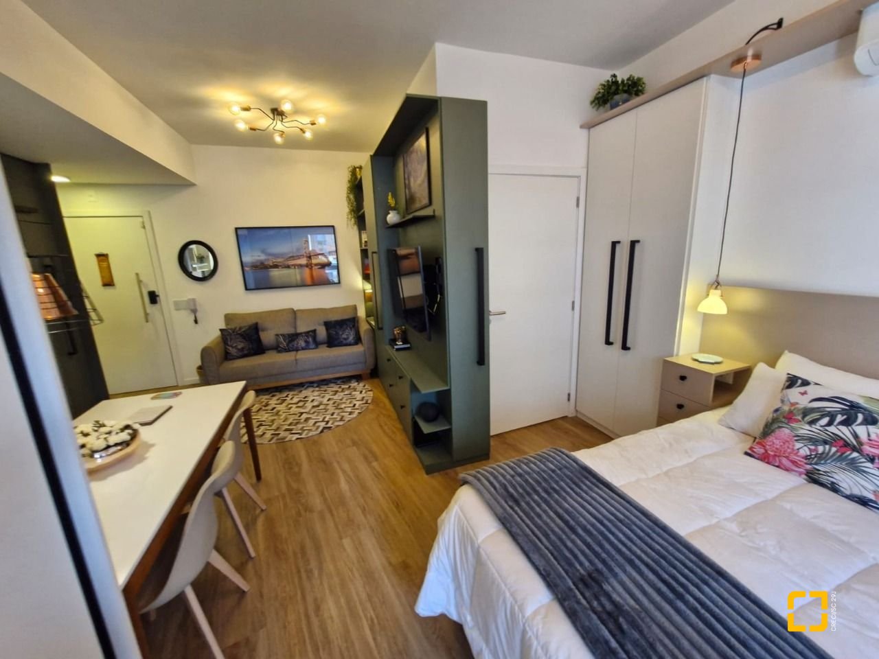Apartamento com 39m², 1 quarto, 1 garagem, no bairro Centro em Florianópolis