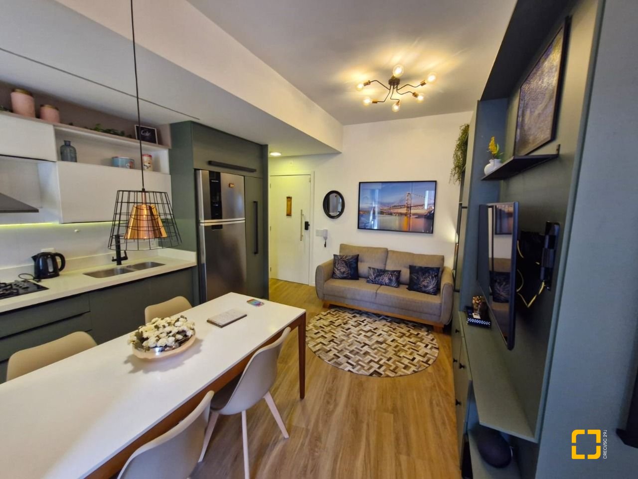 Apartamento com 39m², 1 quarto, 1 garagem, no bairro Centro em Florianópolis