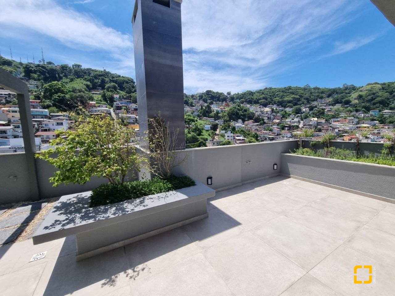 Apartamento com 39m², 1 quarto, 1 garagem, no bairro Centro em Florianópolis
