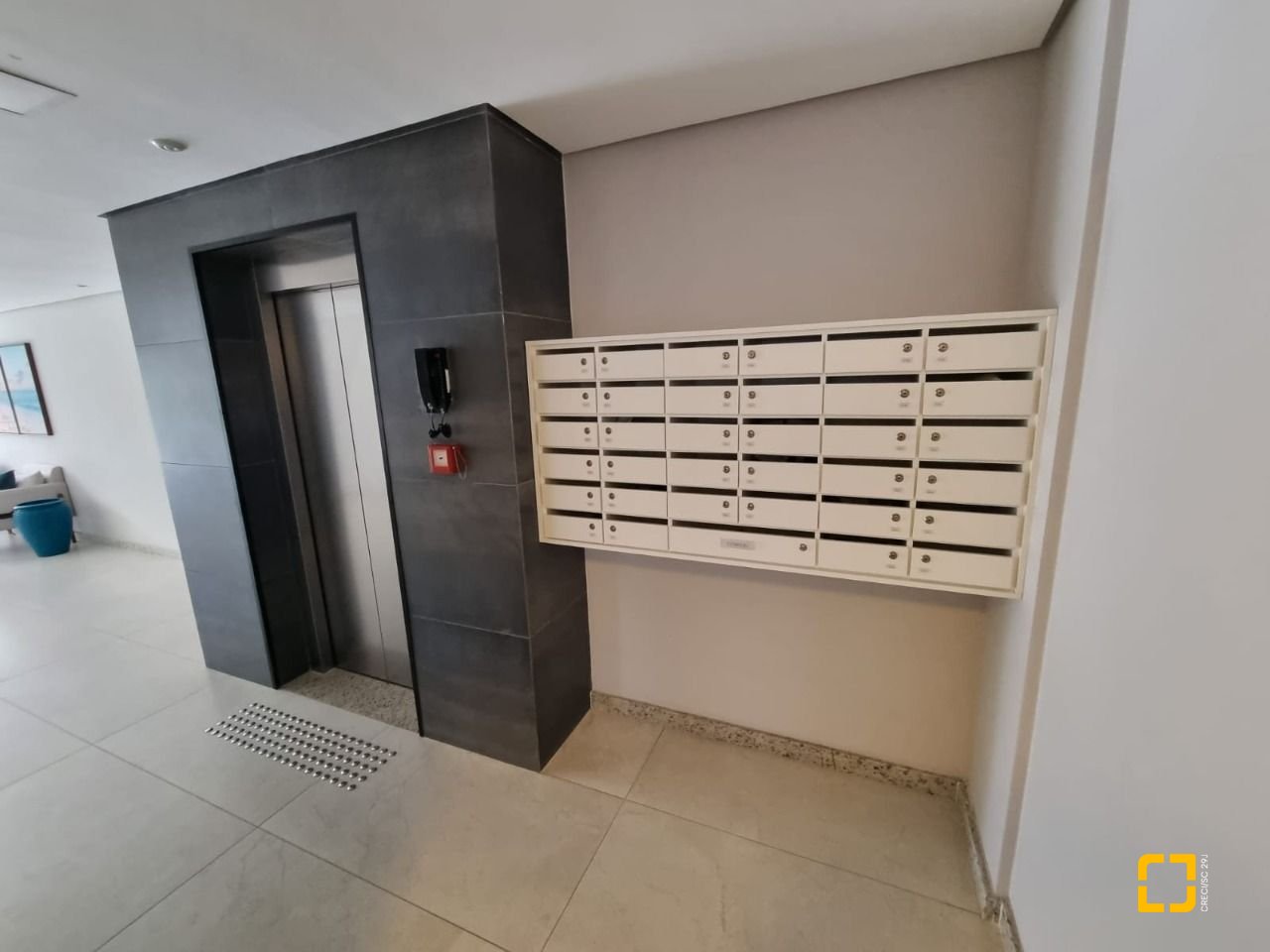 Apartamento com 39m², 1 quarto, 1 garagem, no bairro Centro em Florianópolis