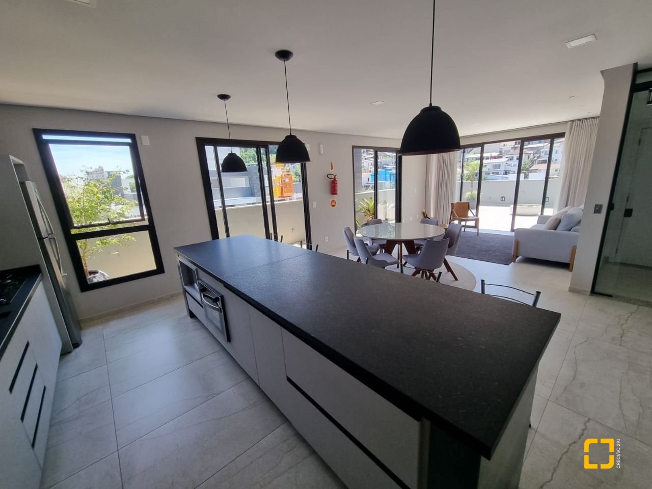 Apartamento com 39m², 1 quarto, 1 garagem, no bairro Centro em Florianópolis