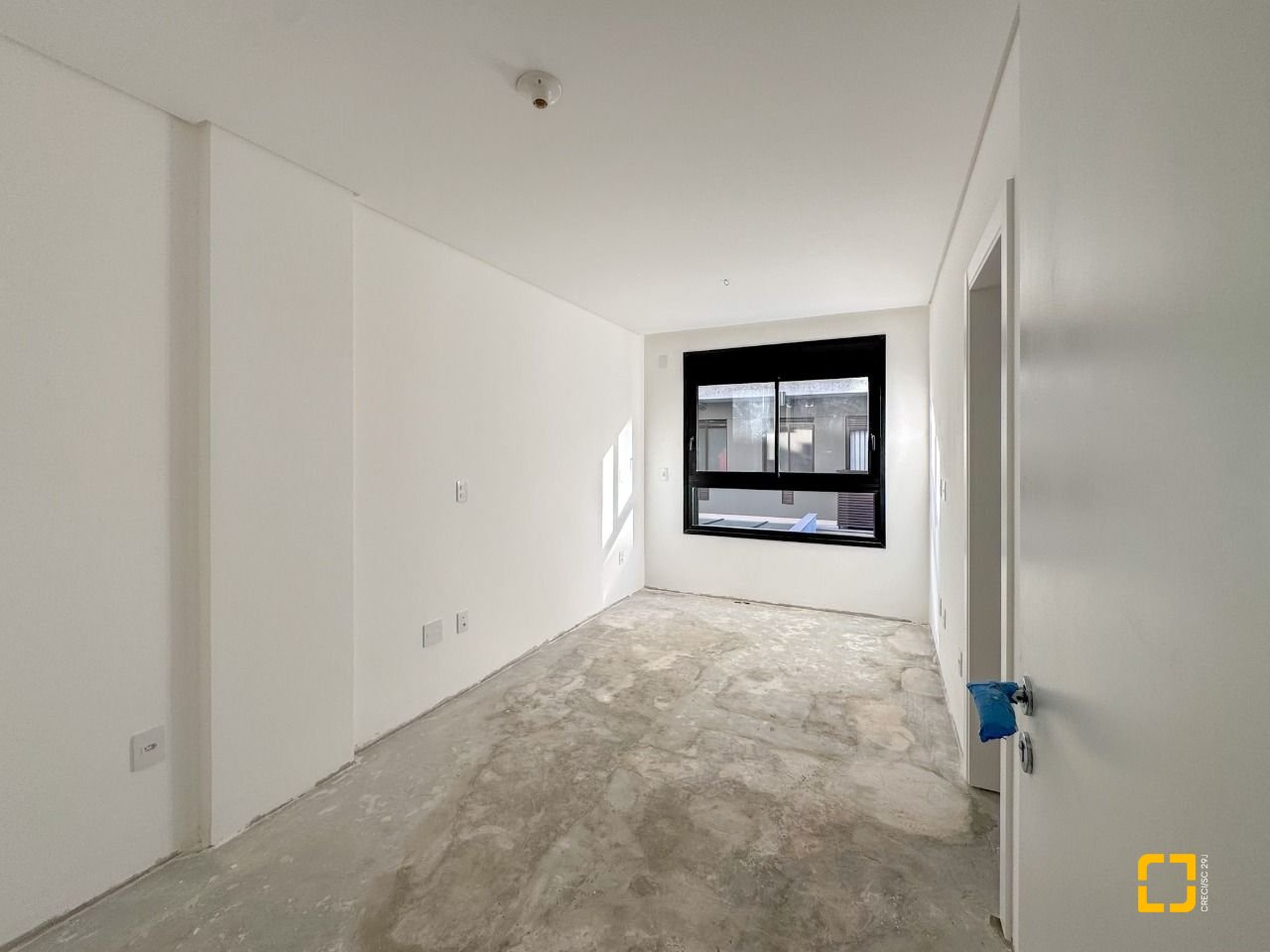 Apartamento com 210m², 8 quartos (sendo 4 suítes), 2 garagens, no bairro Jurerê em Florianópolis
