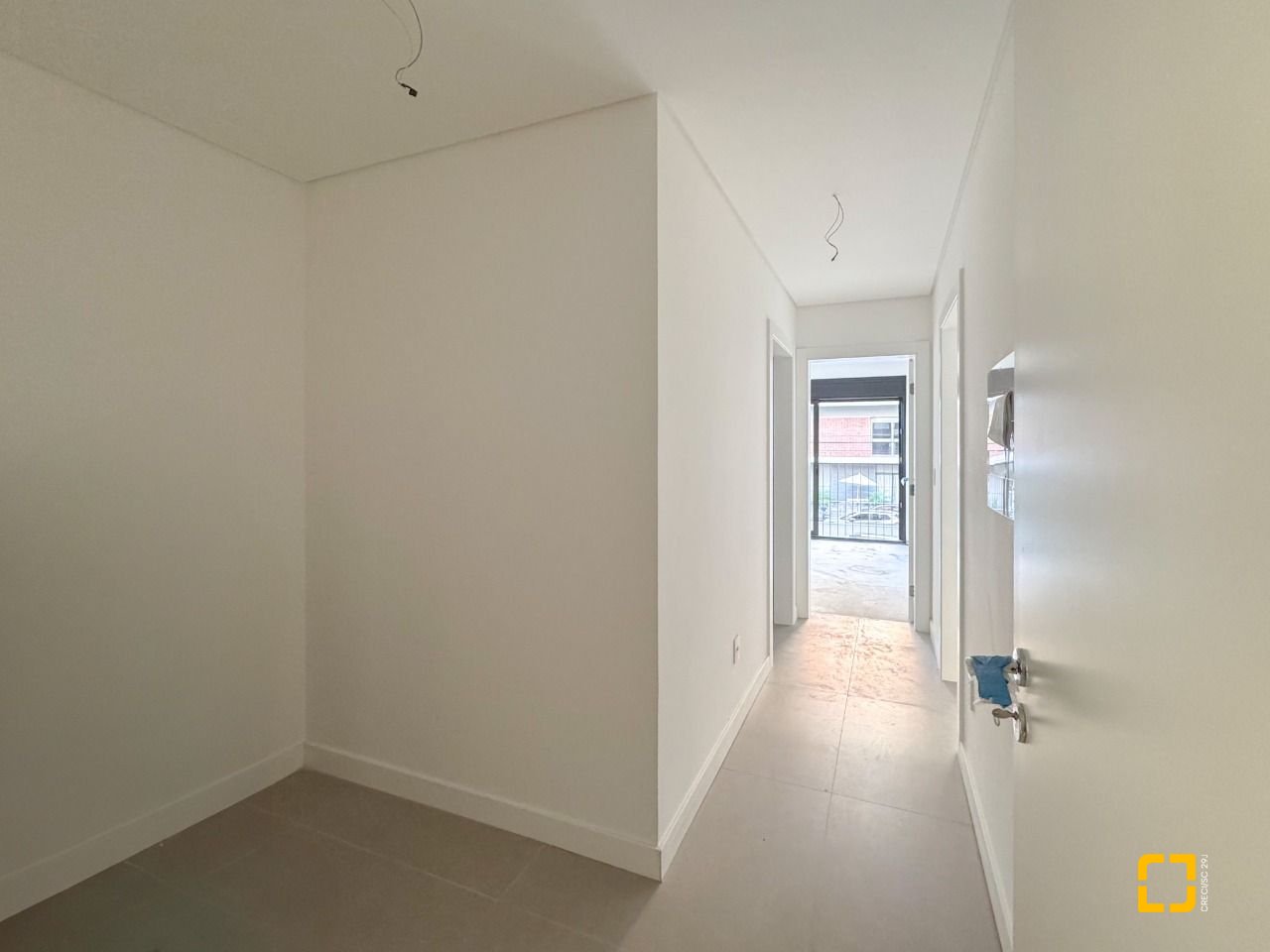 Apartamento com 210m², 8 quartos (sendo 4 suítes), 2 garagens, no bairro Jurerê em Florianópolis