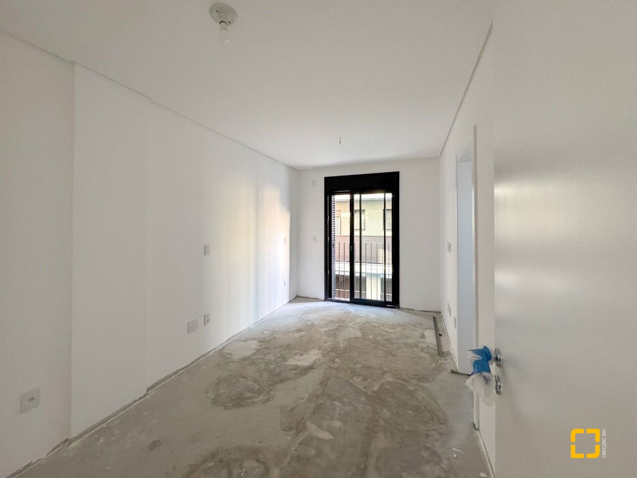 Apartamento com 210m², 8 quartos (sendo 4 suítes), 2 garagens, no bairro Jurerê em Florianópolis