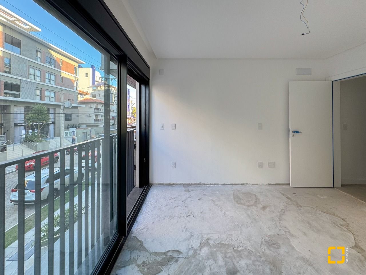Apartamento com 210m², 8 quartos (sendo 4 suítes), 2 garagens, no bairro Jurerê em Florianópolis