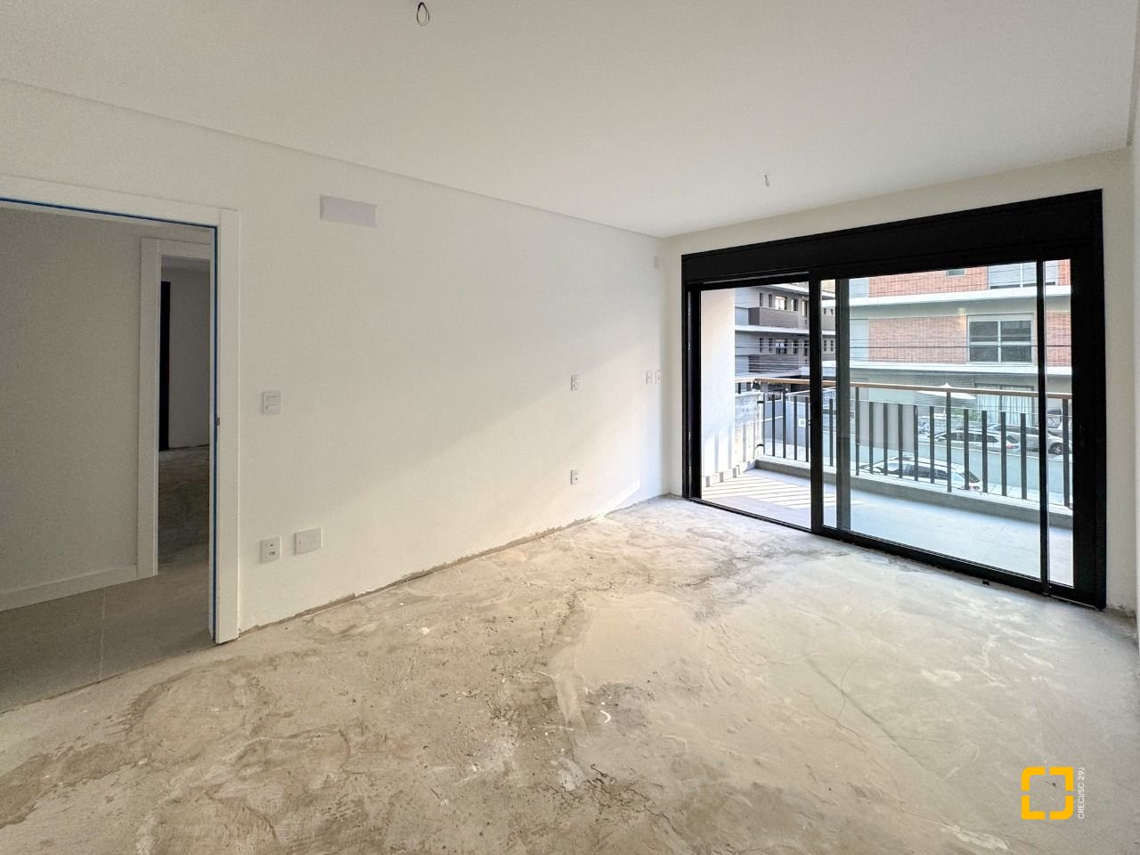 Apartamento com 210m², 8 quartos (sendo 4 suítes), 2 garagens, no bairro Jurerê em Florianópolis