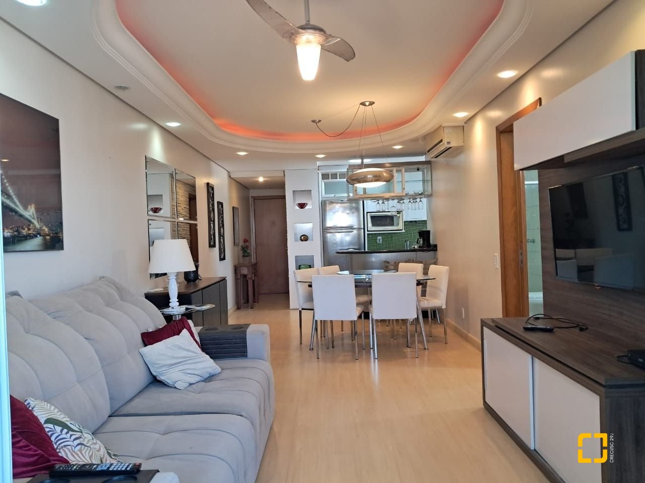Apartamento com 123m², 4 quartos (sendo 1 suíte), 2 garagens, no bairro Canasvieiras em Florianópolis