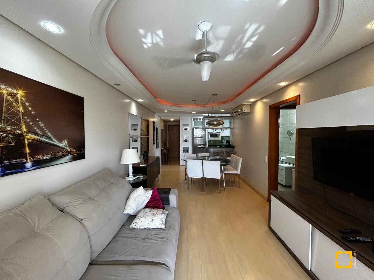 Apartamento com 123m², 4 quartos (sendo 1 suíte), 2 garagens, no bairro Canasvieiras em Florianópolis