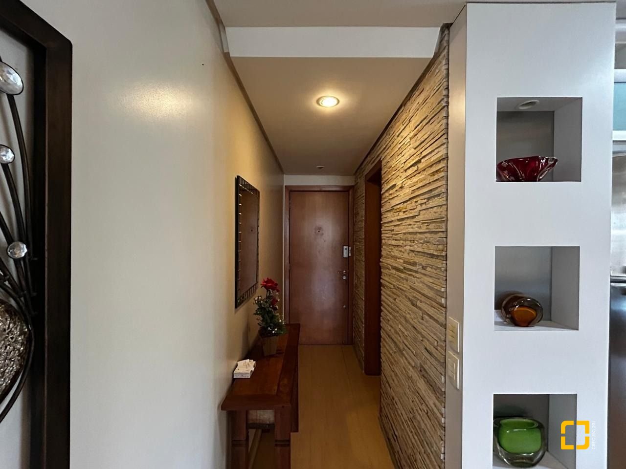 Apartamento com 123m², 4 quartos (sendo 1 suíte), 2 garagens, no bairro Canasvieiras em Florianópolis