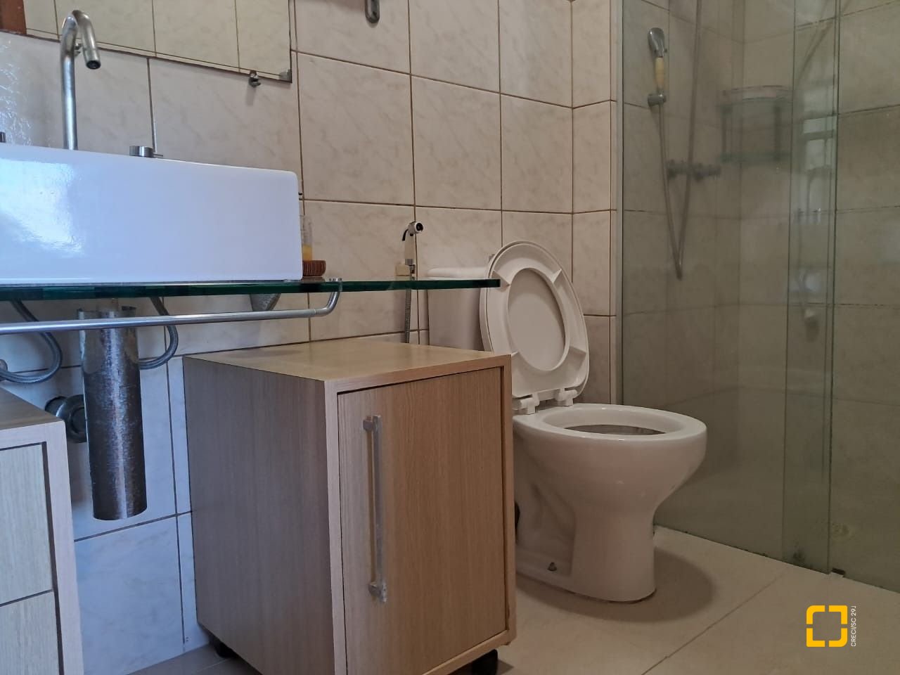 Apartamento com 123m², 4 quartos (sendo 1 suíte), 2 garagens, no bairro Canasvieiras em Florianópolis