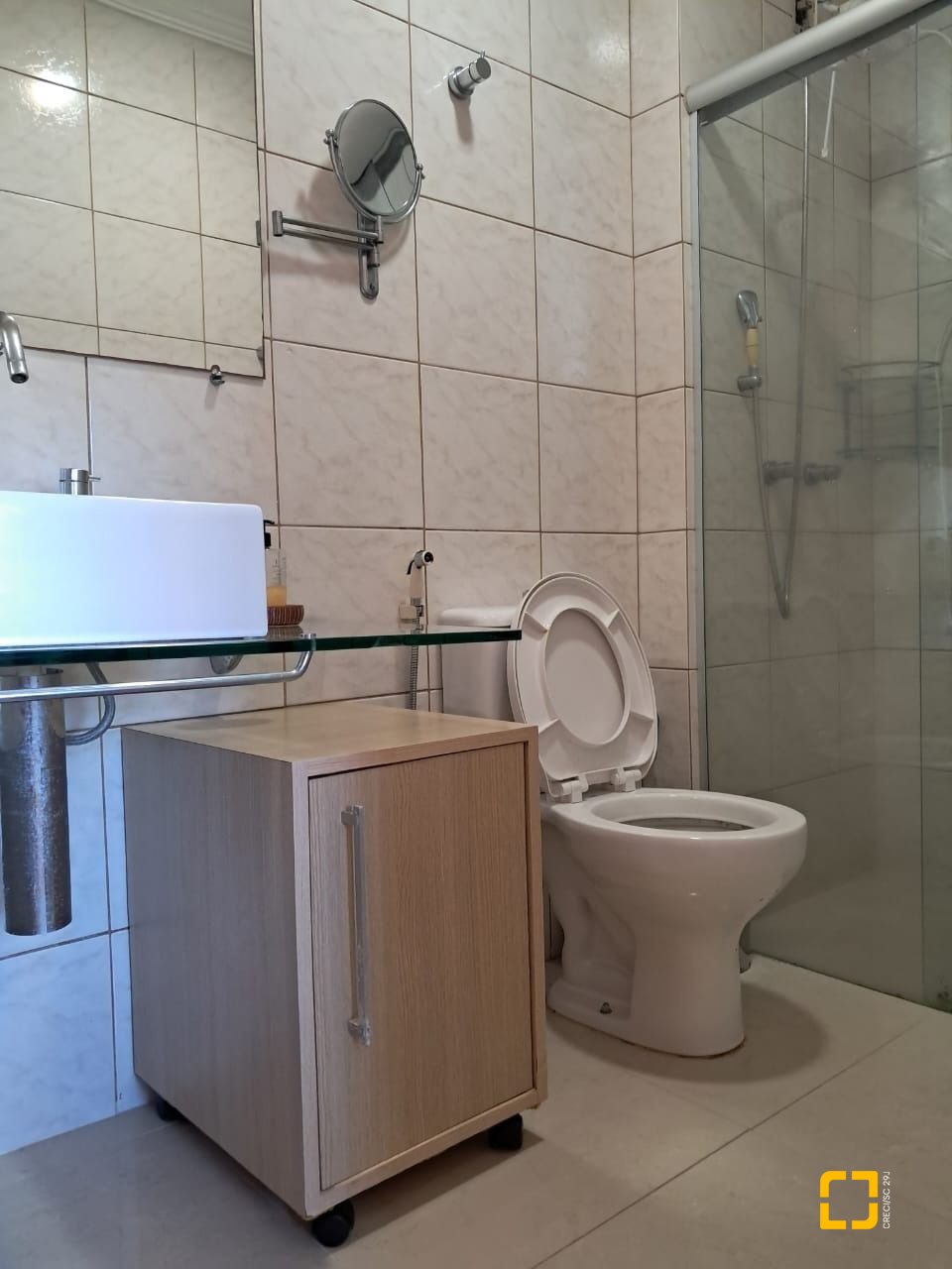 Apartamento com 123m², 4 quartos (sendo 1 suíte), 2 garagens, no bairro Canasvieiras em Florianópolis