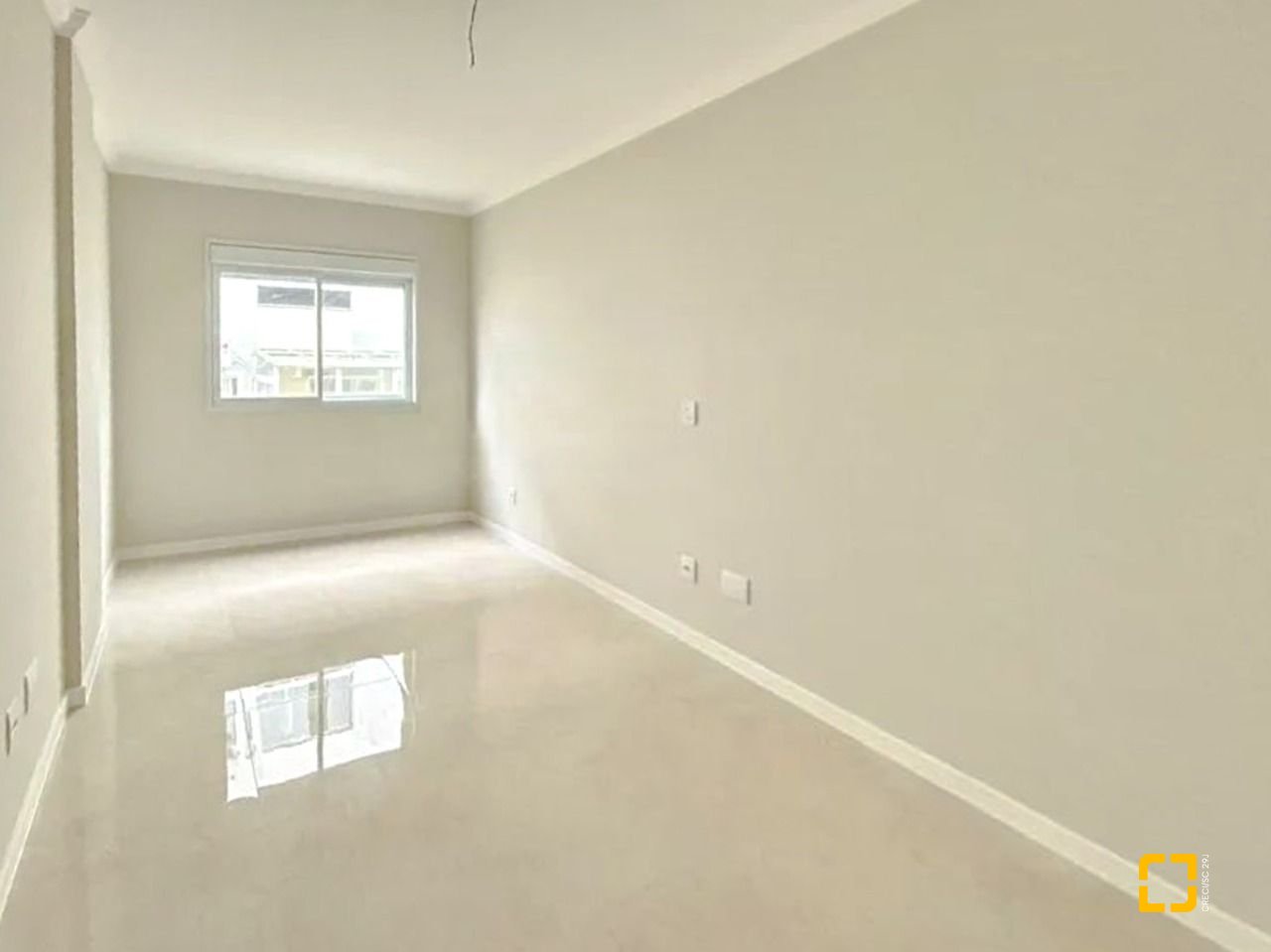 Apartamento com 63m², 3 quartos (sendo 1 suíte), 1 garagem, no bairro Ingleses em Florianópolis