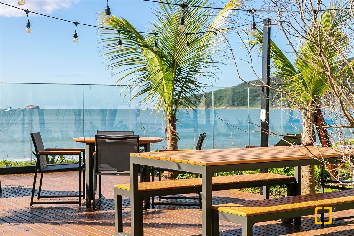 Cobertura com 147m², 3 quartos (sendo 1 suíte), 2 garagens, no bairro Ingleses em Florianópolis