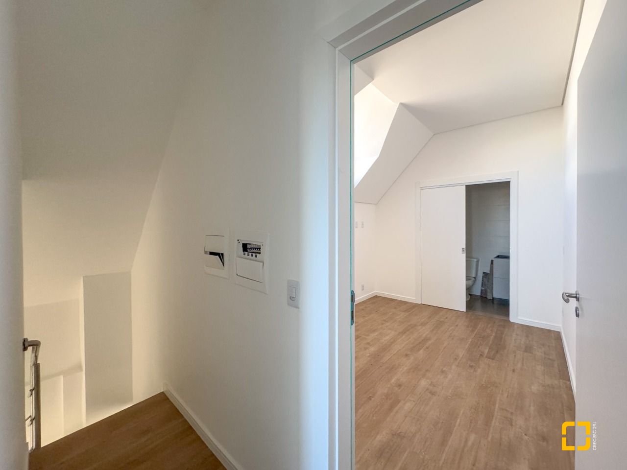 Apartamento com 101m², 4 quartos (sendo 1 suíte), 2 garagens, no bairro Ingleses em Florianópolis