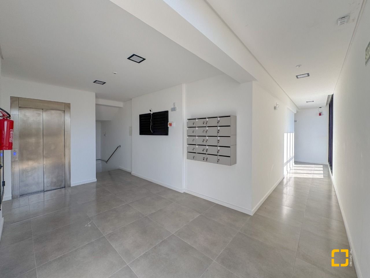Apartamento com 101m², 4 quartos (sendo 1 suíte), 2 garagens, no bairro Ingleses em Florianópolis