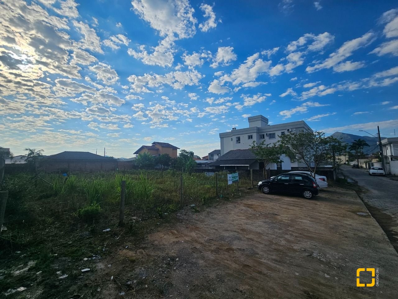 Terreno com 1203m², no bairro Rio Grande em Palhoça