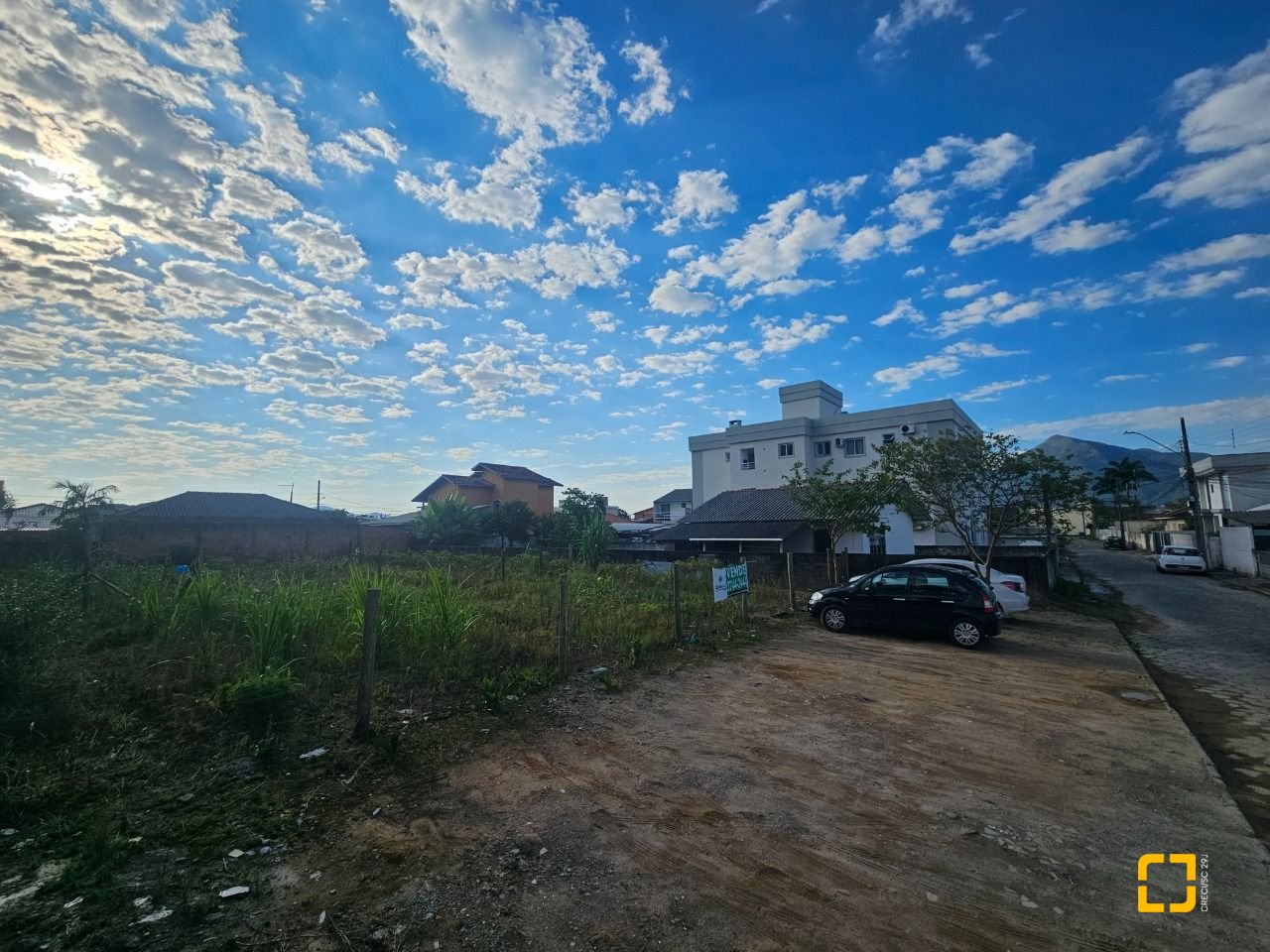 Terreno com 1203m², no bairro Rio Grande em Palhoça