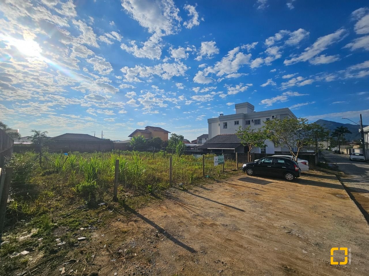 Terreno com 1203m², no bairro Rio Grande em Palhoça
