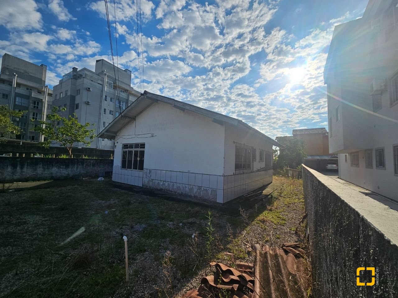 Terreno com 1203m², no bairro Rio Grande em Palhoça