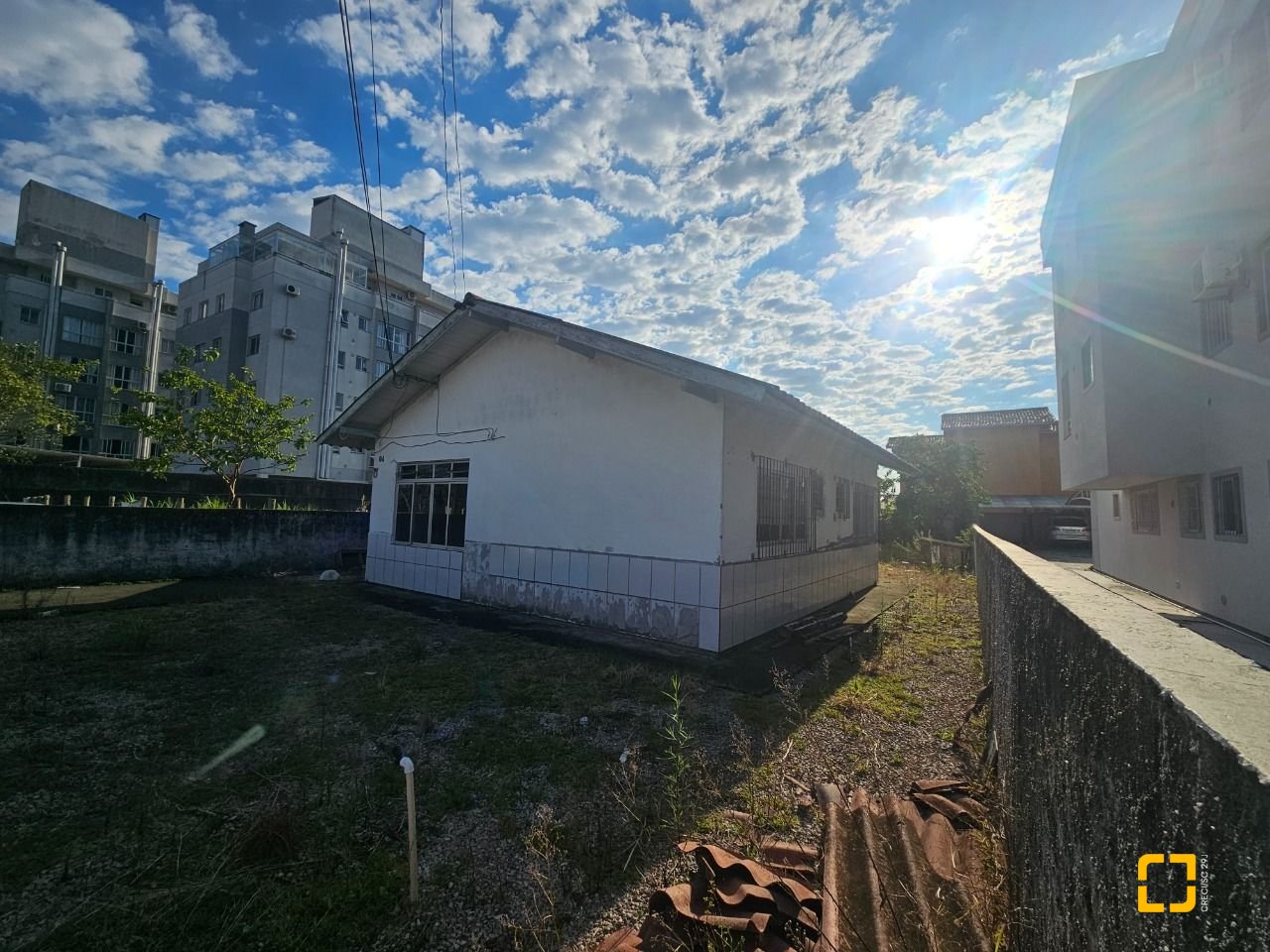 Terreno com 1203m², no bairro Rio Grande em Palhoça